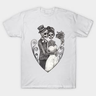 Skeleton in love. T-Shirt